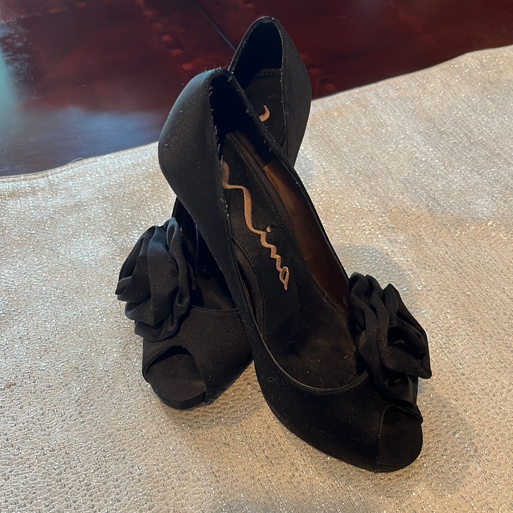 Nina Satin Rose Heels